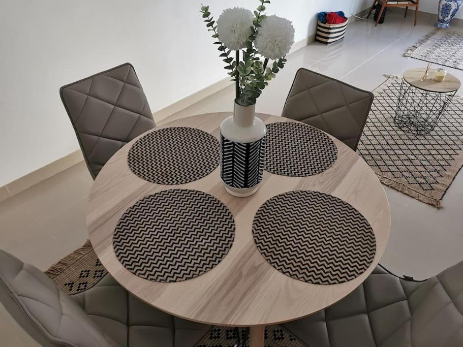 שטובל Downtown Apartment מראה חיצוני תמונה